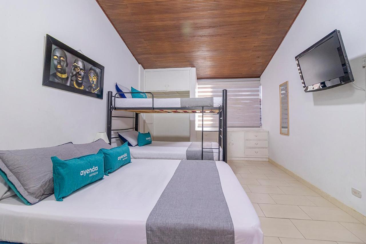 Ayenda Hostal El Tocororo ボゴタ エクステリア 写真