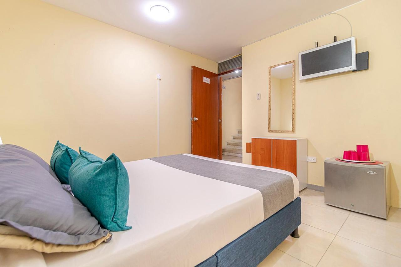 Ayenda Hostal El Tocororo ボゴタ エクステリア 写真