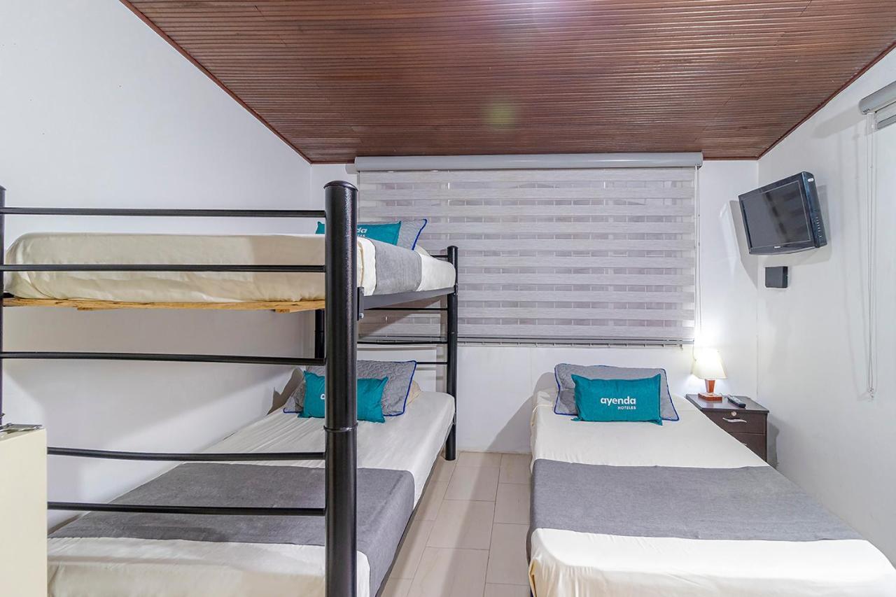 Ayenda Hostal El Tocororo ボゴタ エクステリア 写真